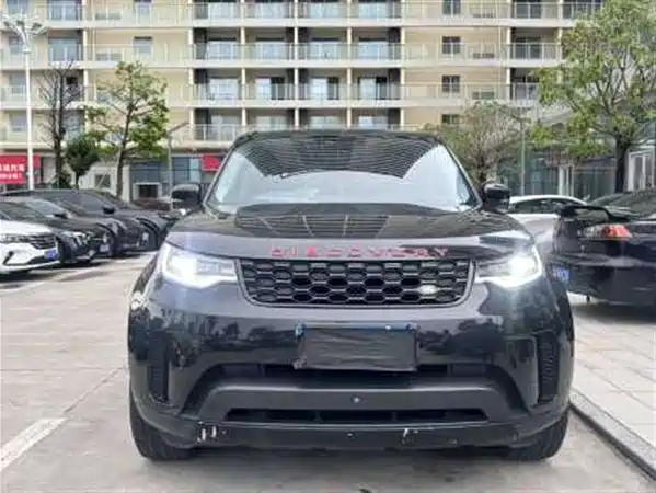 Land Rover Discovery 2022