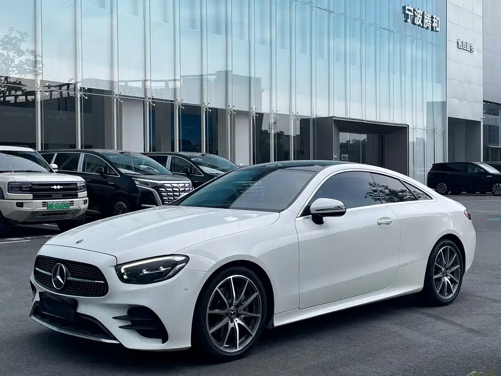 Mercedes-Benz E-Class 2021