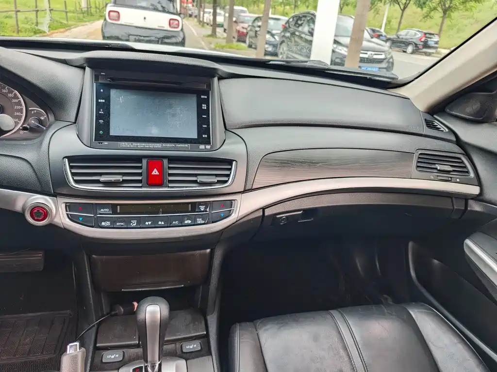 Honda Crosstour 2015 — фото 13
