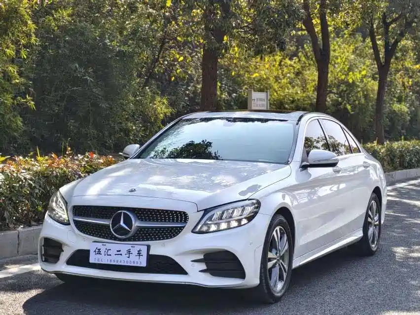 Mercedes-Benz C-Class 2019 — фото 1