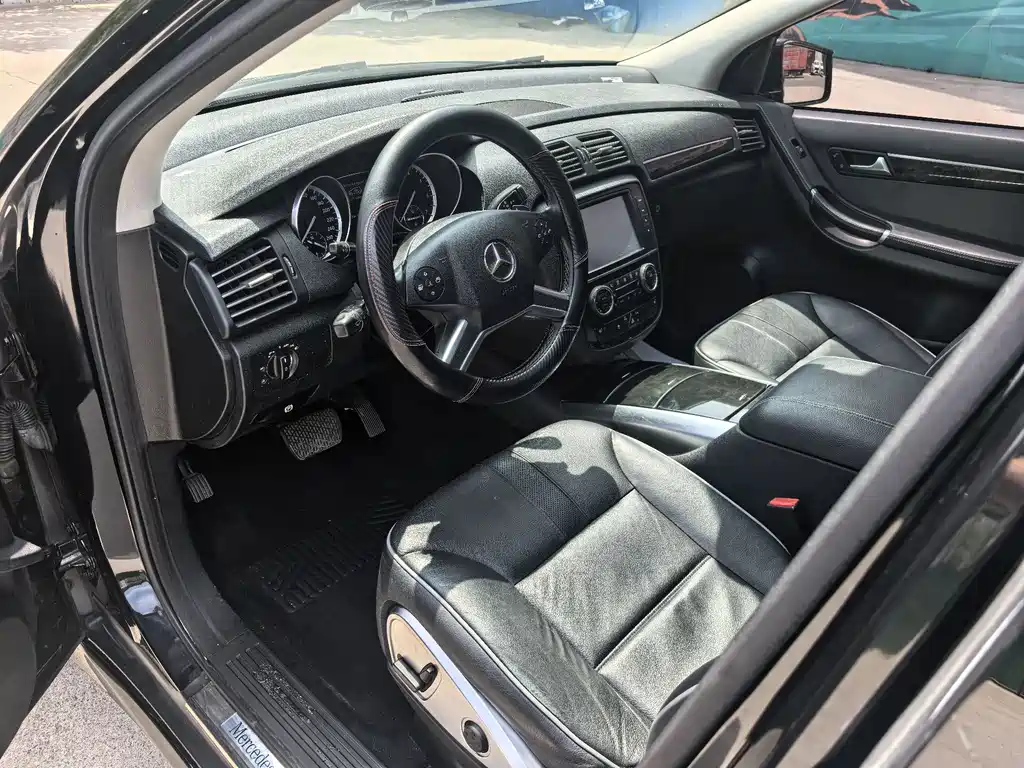 Mercedes-Benz R-Class 2017