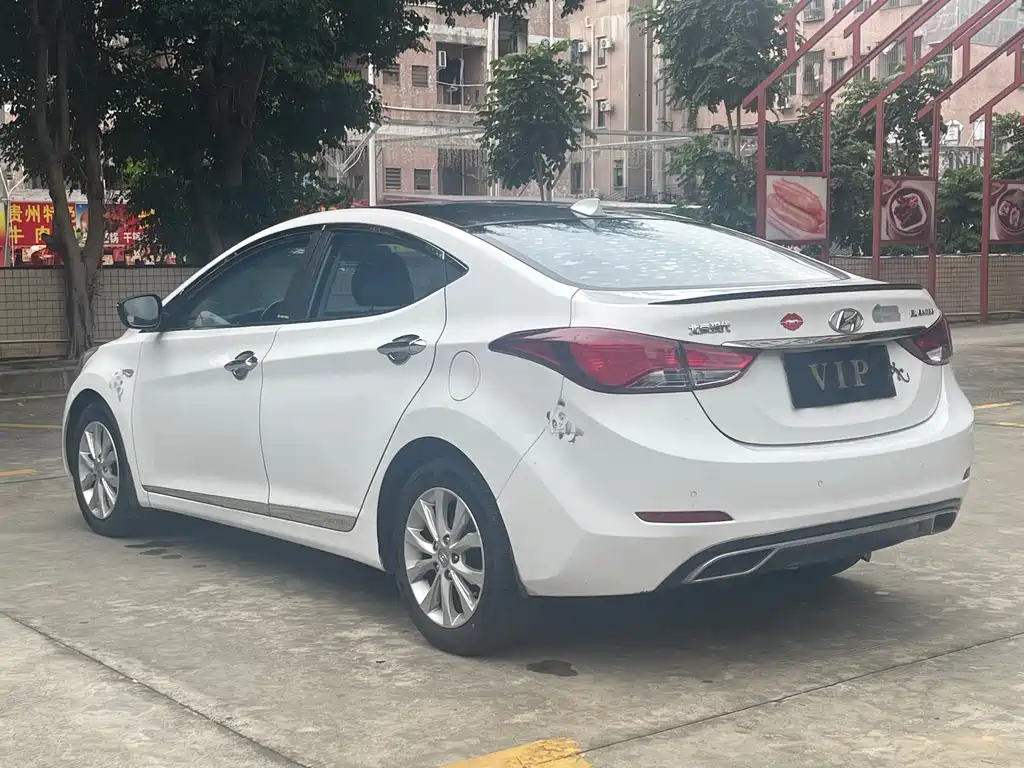 Hyundai Elantra Langdong 2017 — фото 6