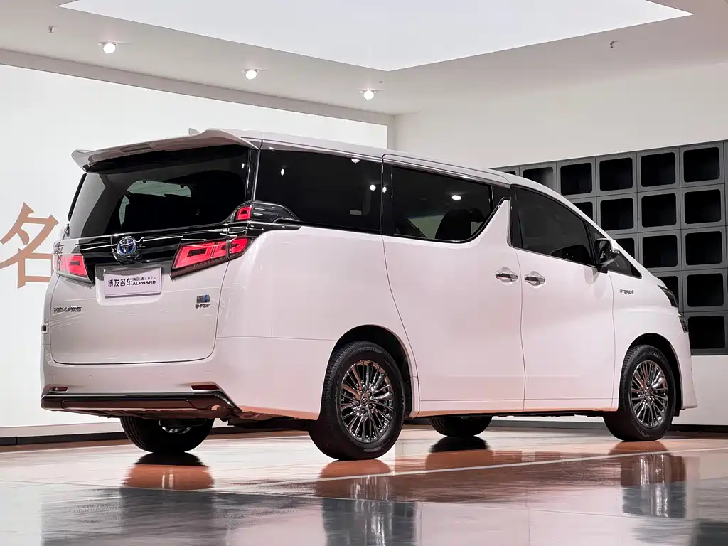 Toyota Vellfire 2020 — фото 31
