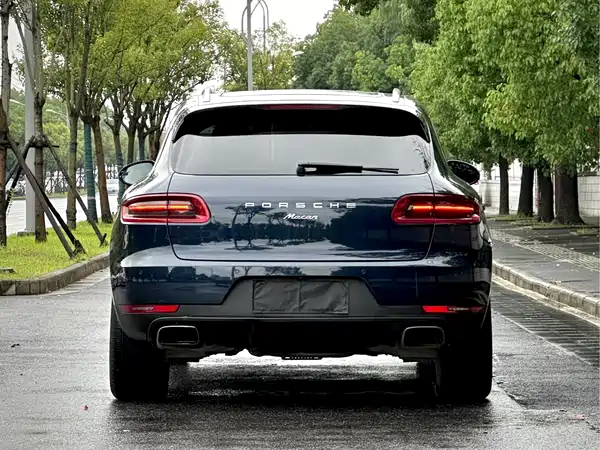 Porsche Macan 2015