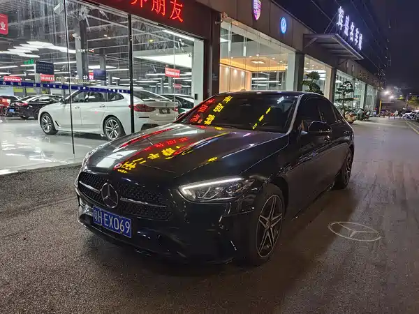 Mercedes-Benz C-Class 2024