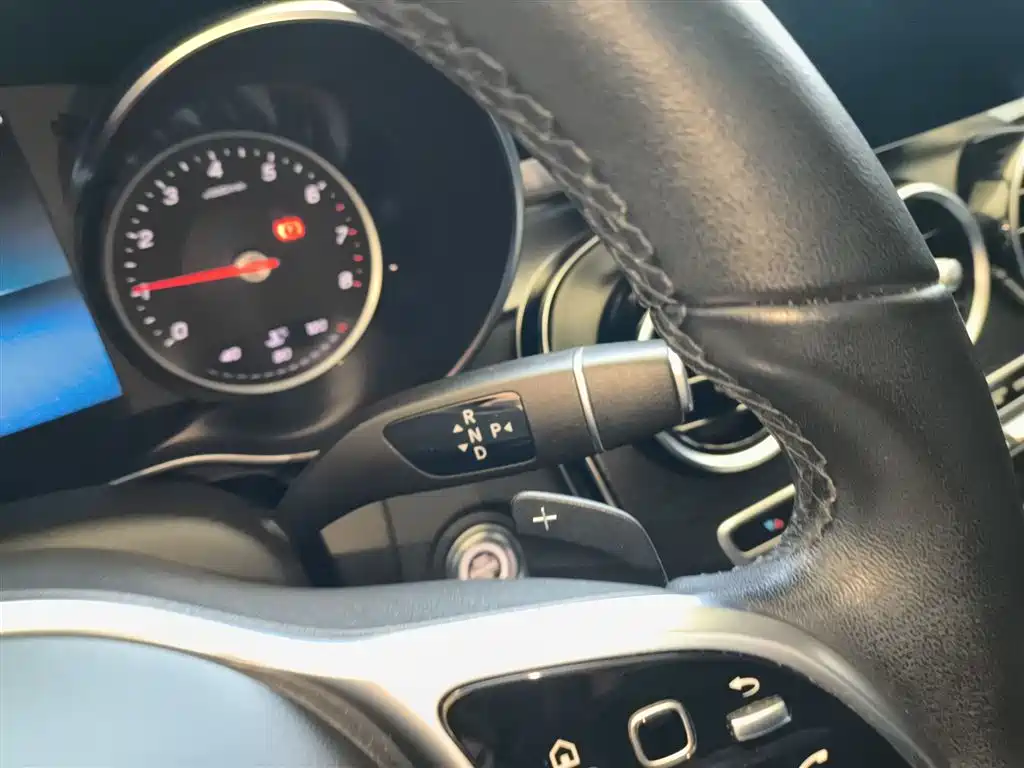 Mercedes-Benz C-Class 2019 — фото 14