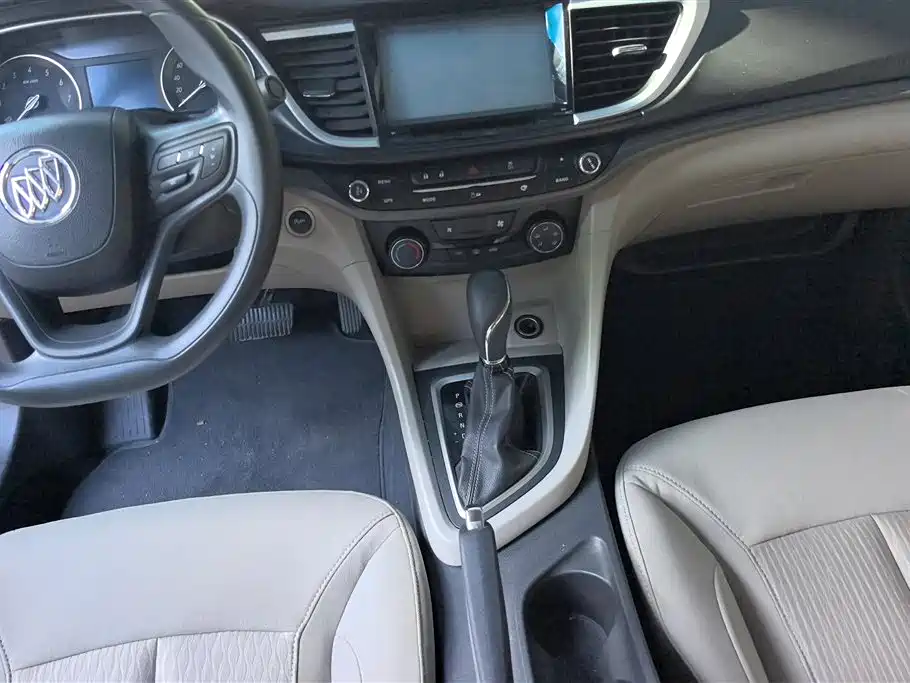 Buick Excelle 2015 — фото 16