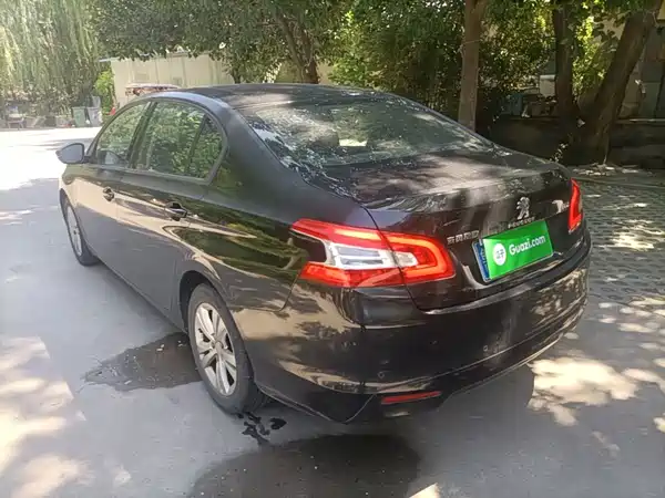 Peugeot 408 2015