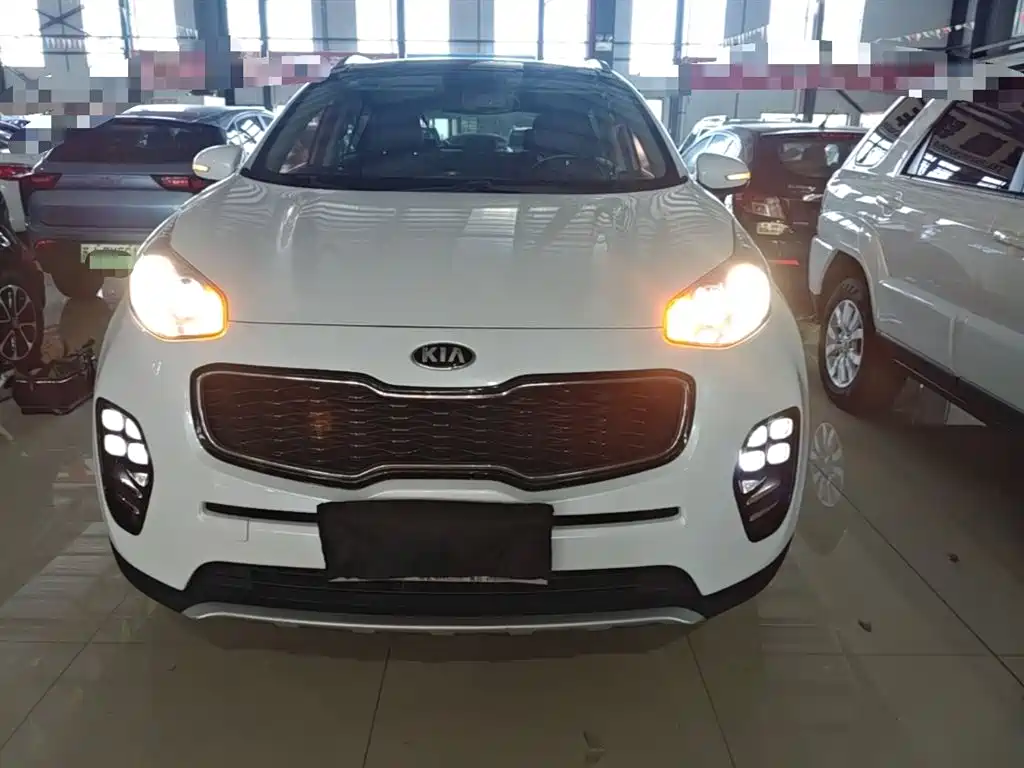 Kia KX5 2016 — фото 3