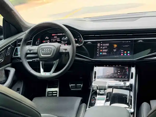 Audi Q8 2022