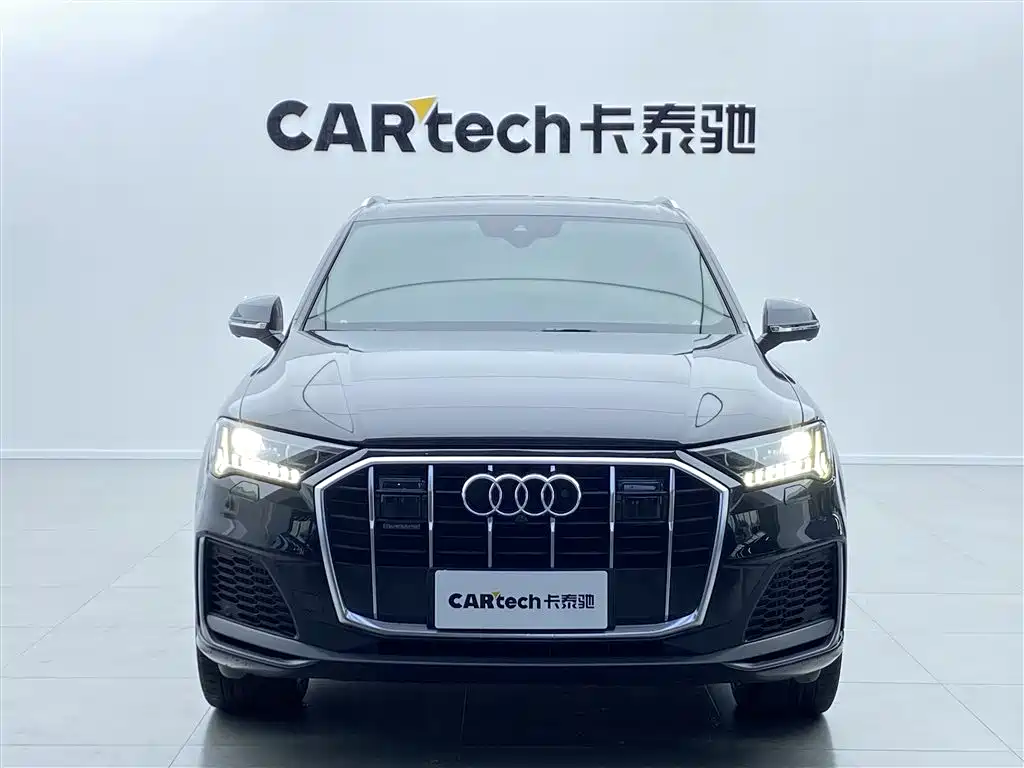 Audi Q7 2020 — фото 2