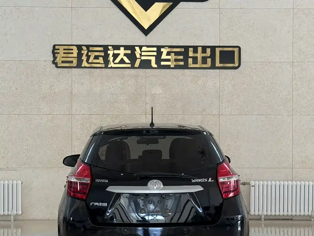 Toyota Yaris L 2022 — фото 4