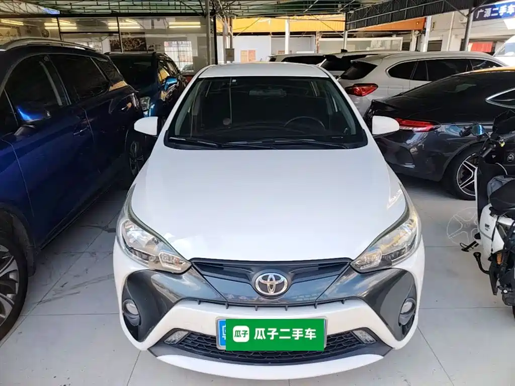 Toyota Yaris L 2019 — фото 3