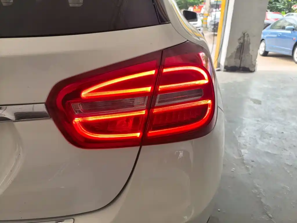 Mercedes-Benz GLA 2015 — фото 8