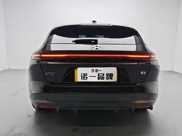 NIO ET5T 2025