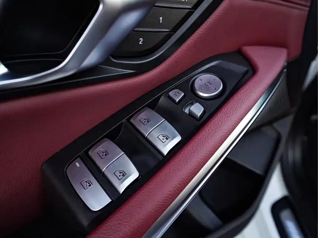 BMW 3 Series 2021 — фото 10