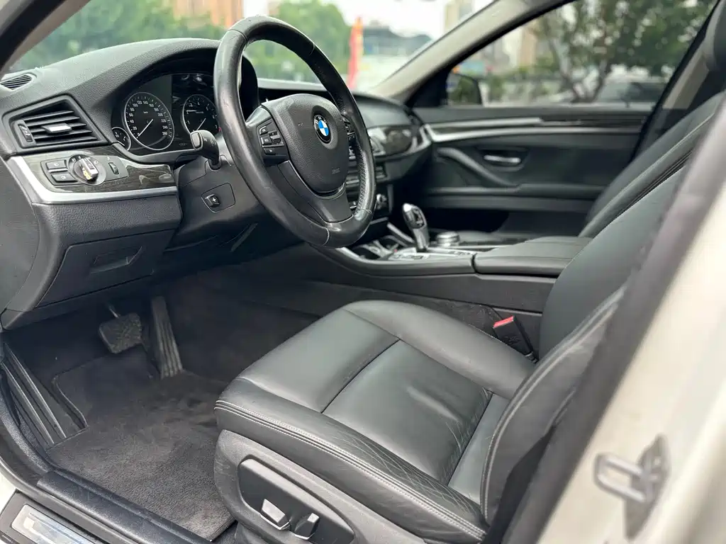 BMW 5 Series 2015