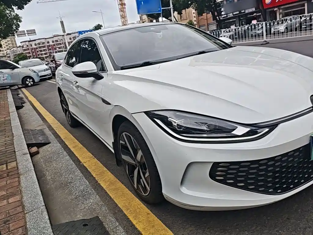 Volkswagen Lamando 2023