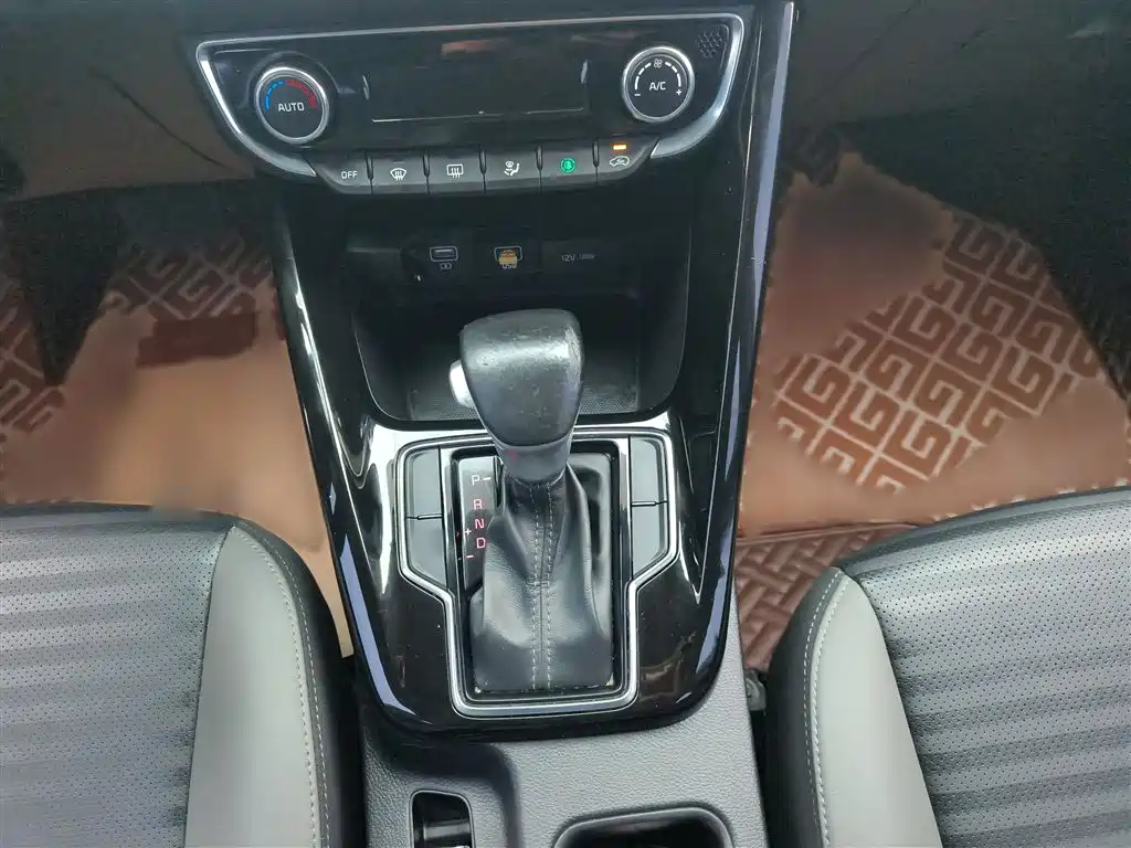 Kia Sportage 2019 — фото 9