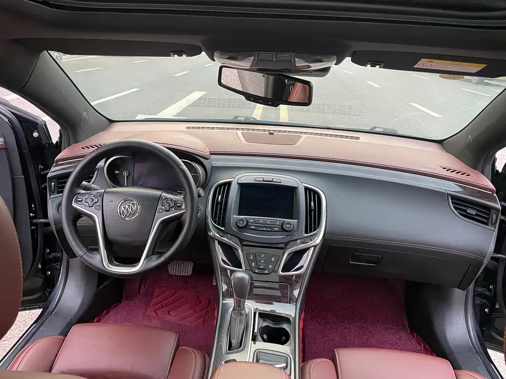 Buick LaCrosse 2015 — фото 10