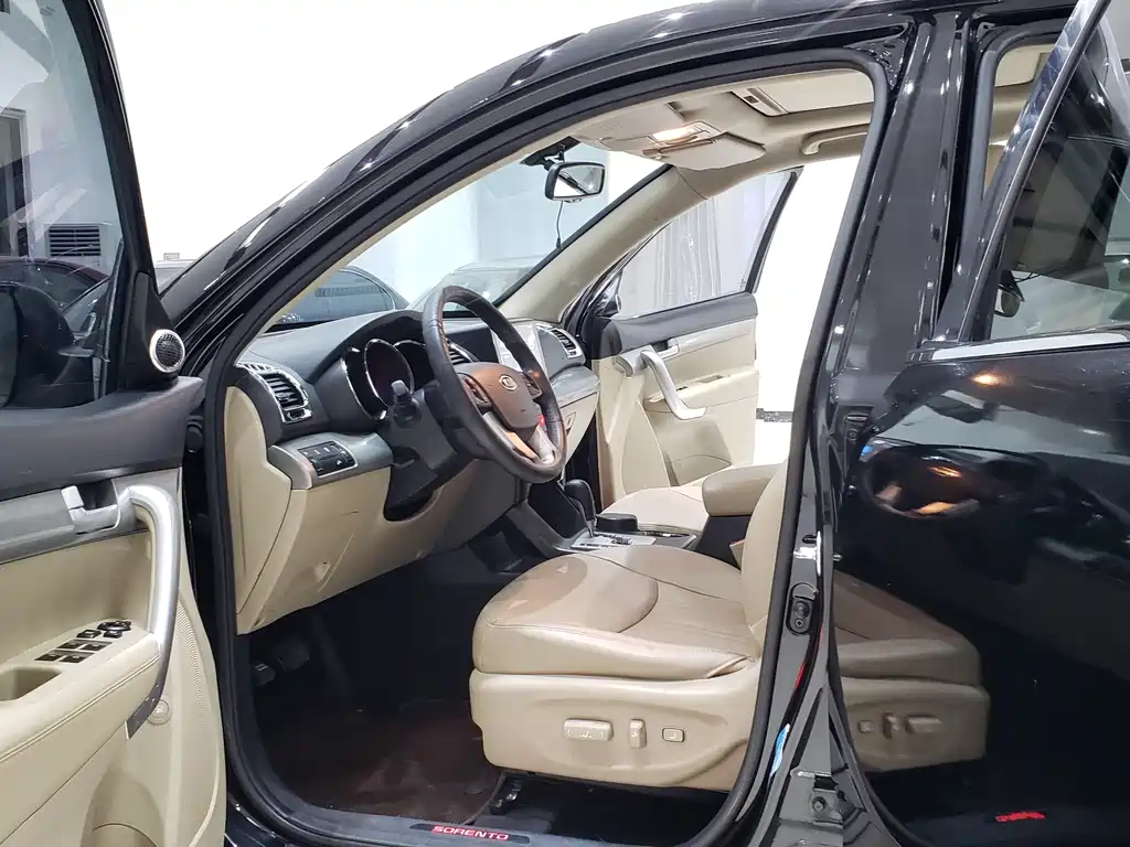 Kia Sorento 2012 — фото 15