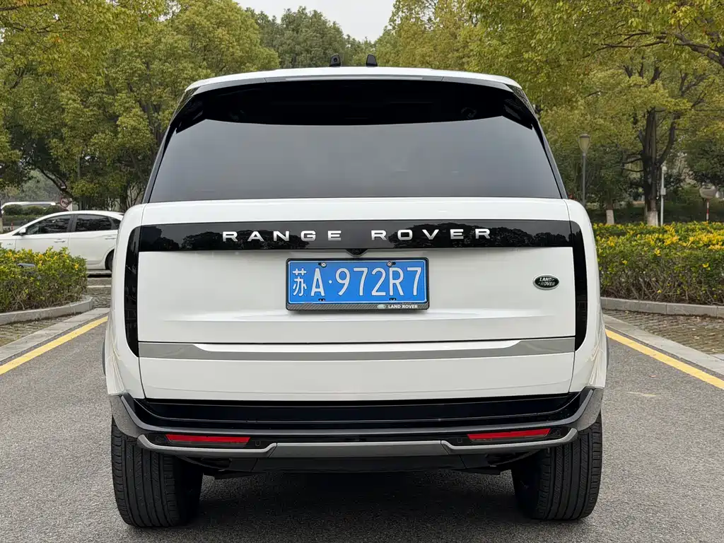 Land Rover Range Rover 2023 — фото 25
