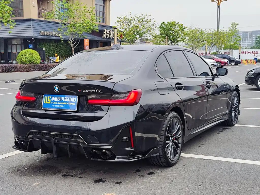 BMW 3 Series 2024