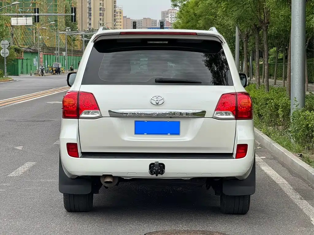 Toyota Land Cruiser 2016