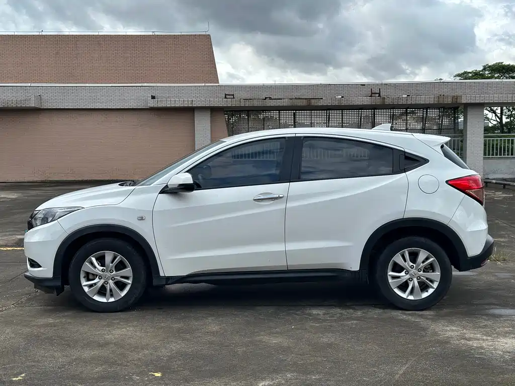 Honda Vezel 2017 — фото 8
