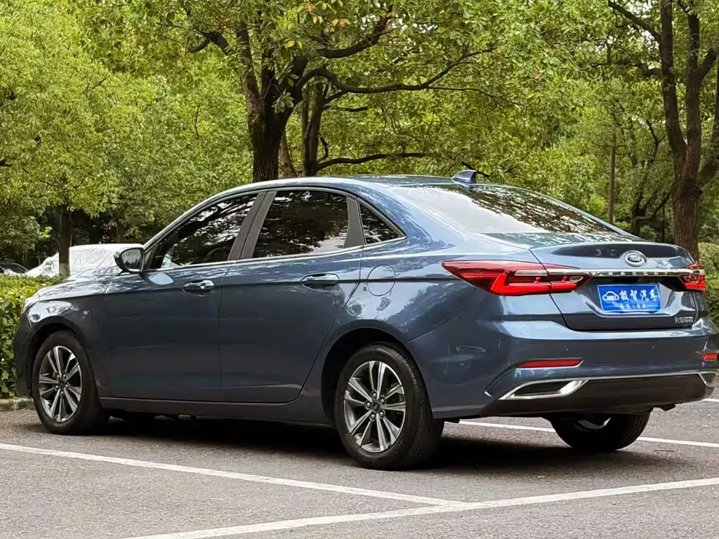 Ford Escort 2021