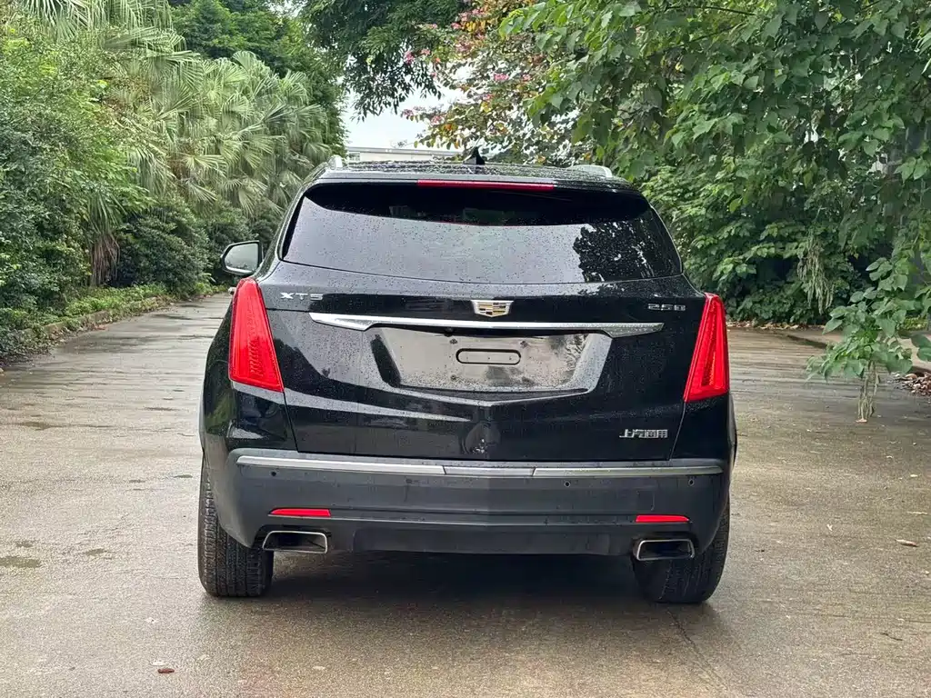 Cadillac XT5 2018 — фото 5