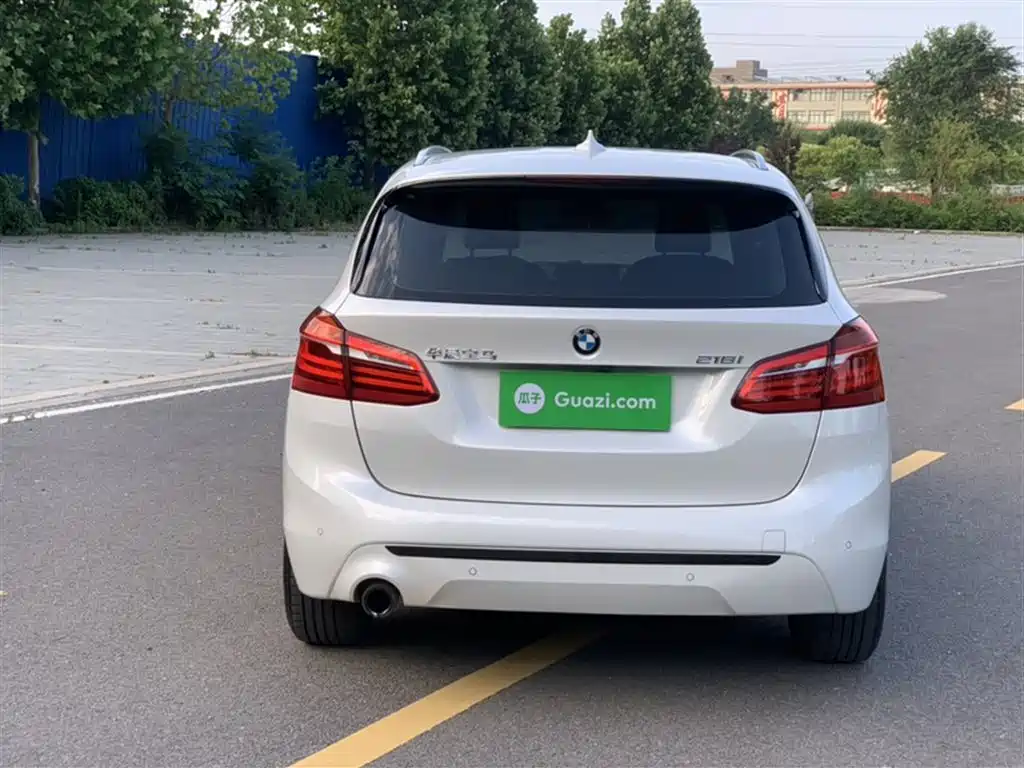 BMW 2 Series Active Tourer 2019 — фото 9