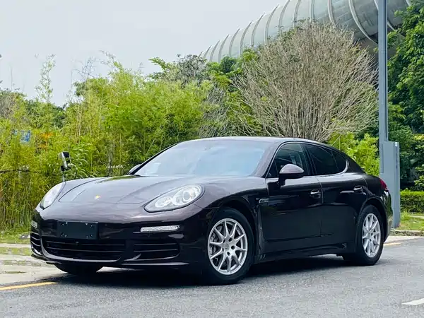 Porsche Panamera 2014