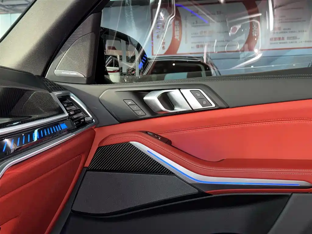 BMW X5 M 2025 — фото 14