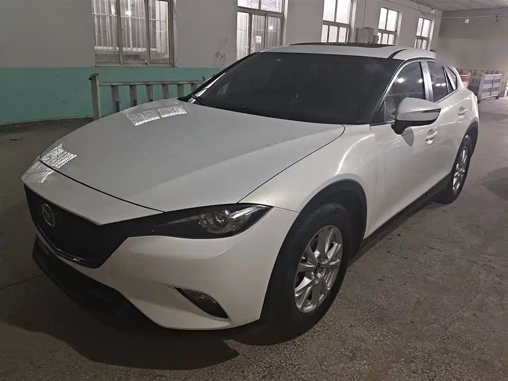 Mazda CX-4 2018 — фото 1