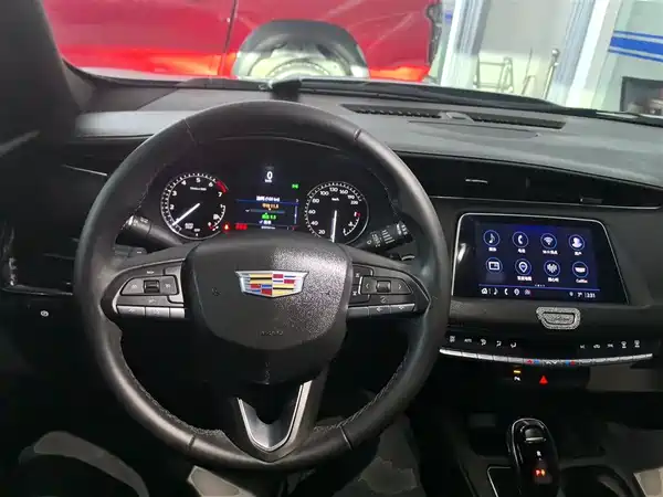 Cadillac XT4 2022