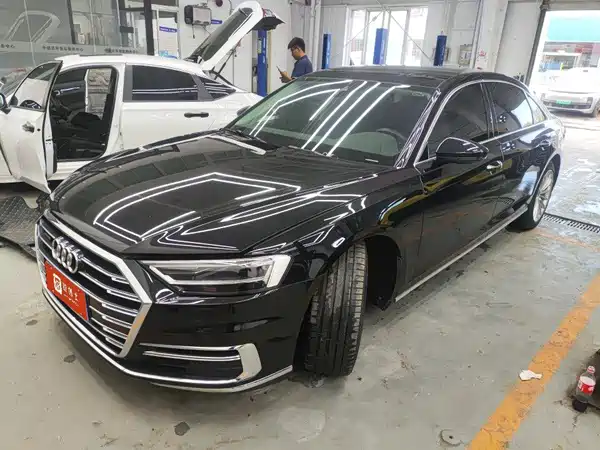 Audi A8 2021