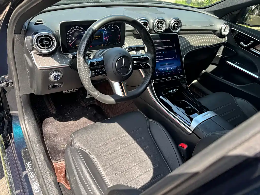 Mercedes-Benz C-Class 2023