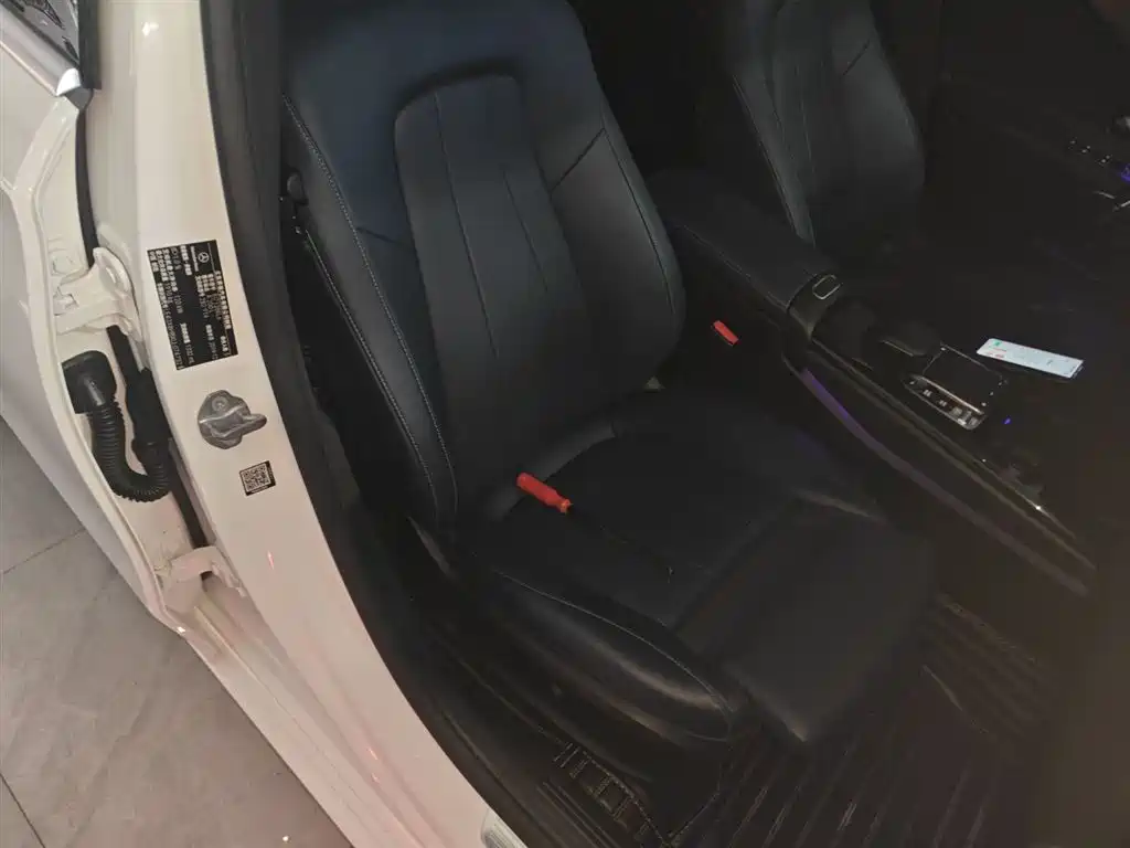 Mercedes-Benz A-Class 2020 — фото 25
