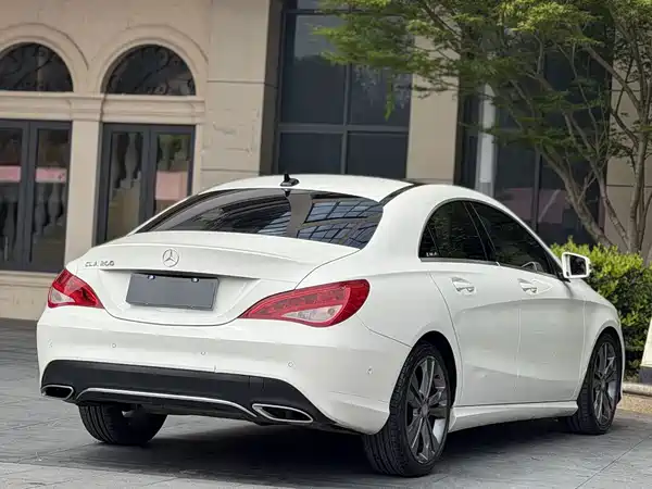 Mercedes-Benz CLA 2016