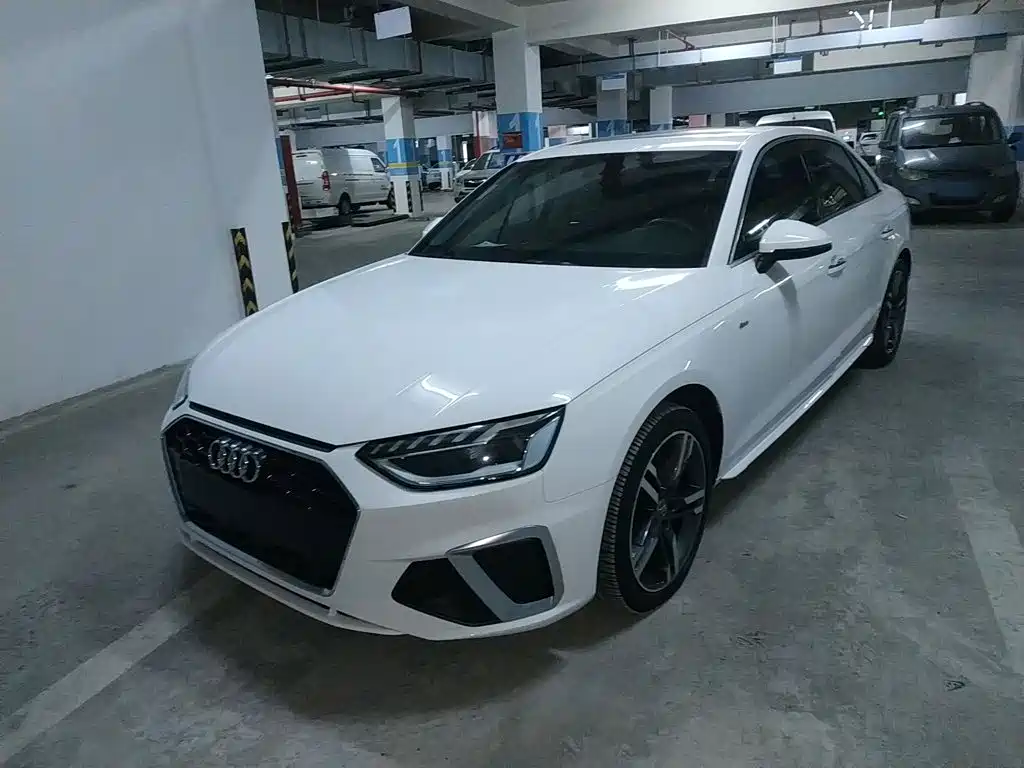 Audi A4L 2020
