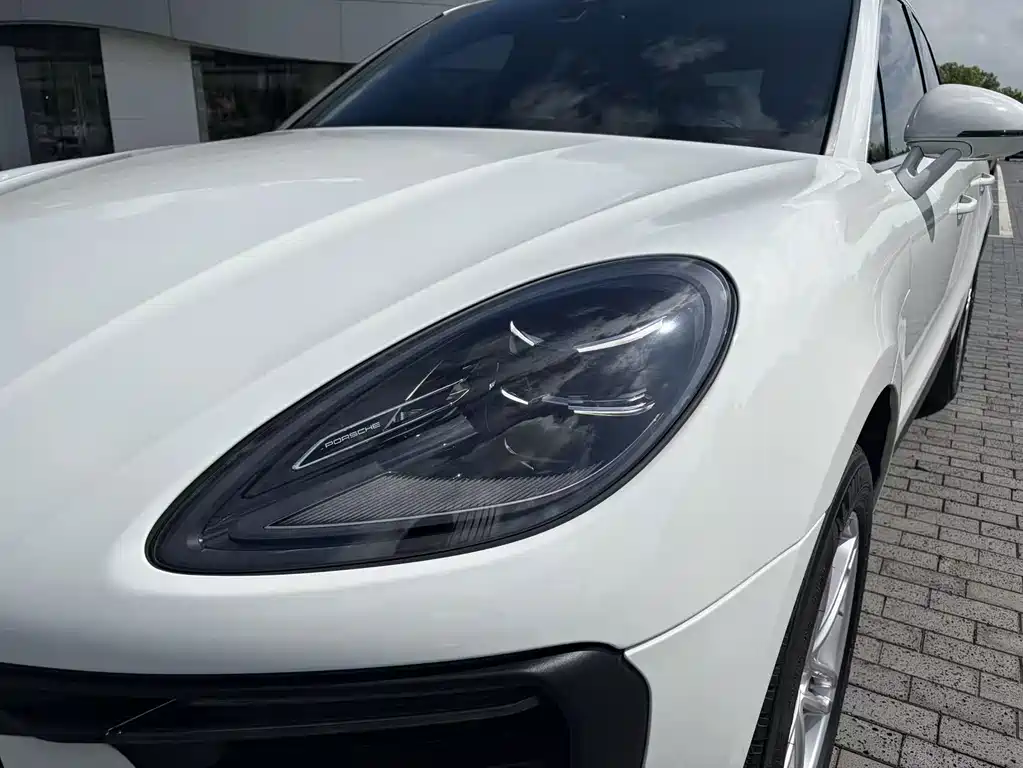 Porsche Macan 2024 — фото 3