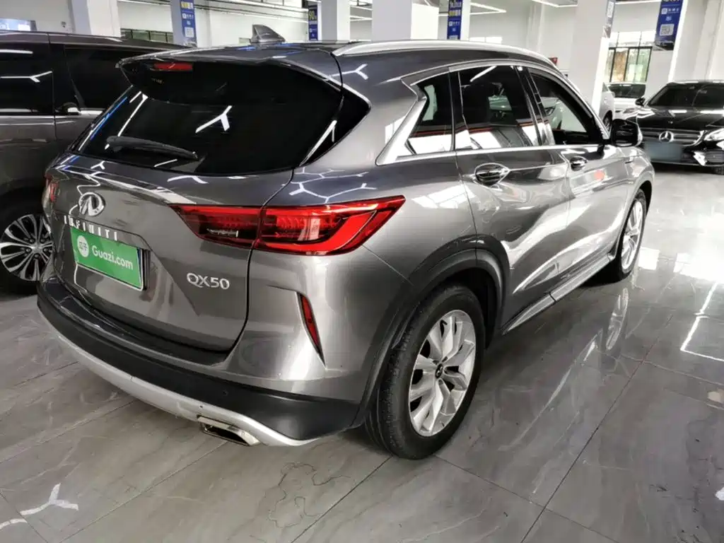 Infiniti QX50 2020