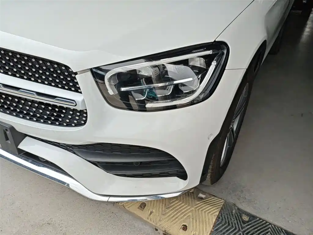 Mercedes-Benz GLC 2020 — фото 23