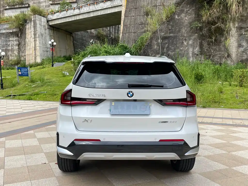BMW X1 2023 — фото 8