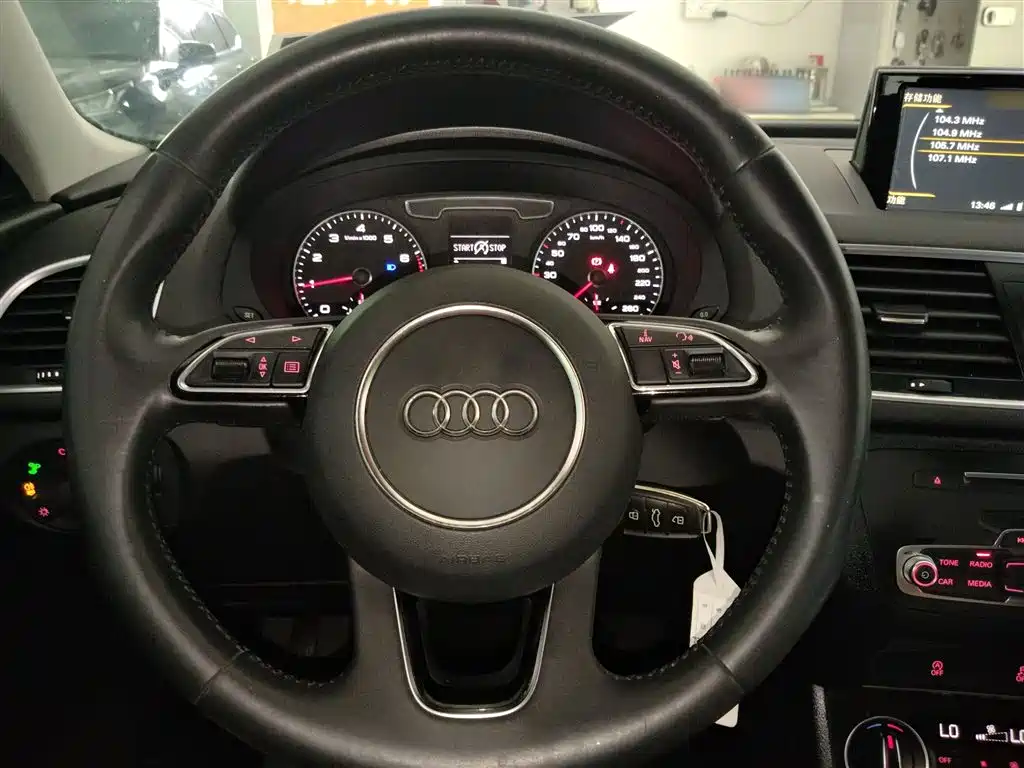 Audi Q3 2017 — фото 3