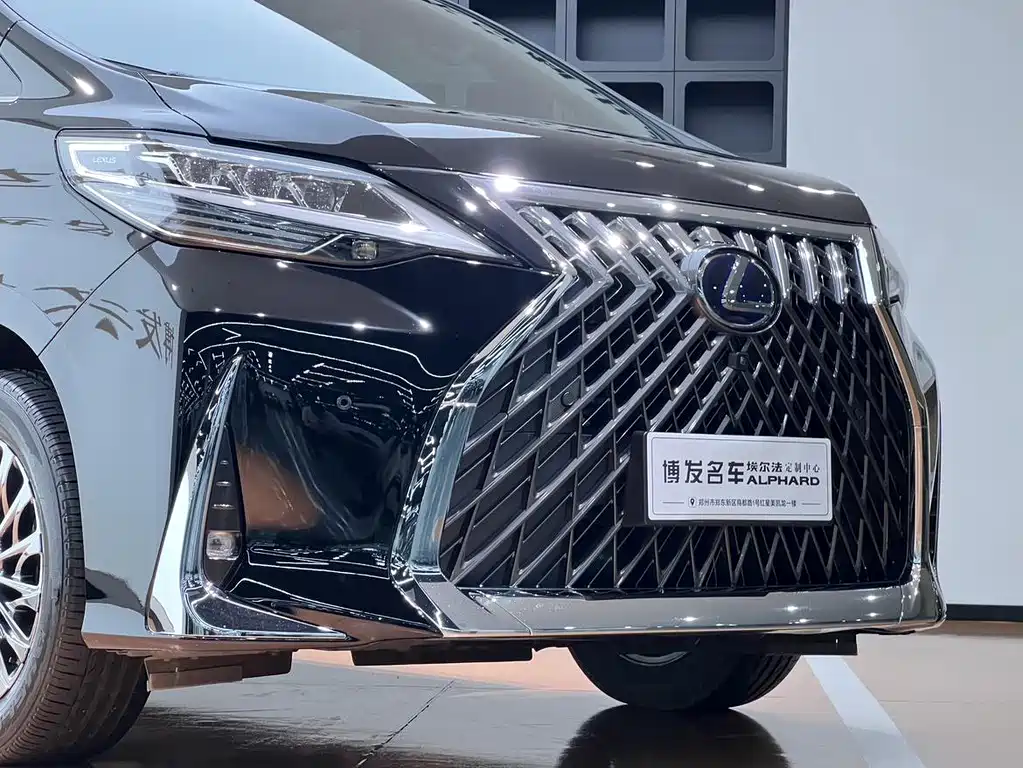 Lexus LM 2022 — фото 8