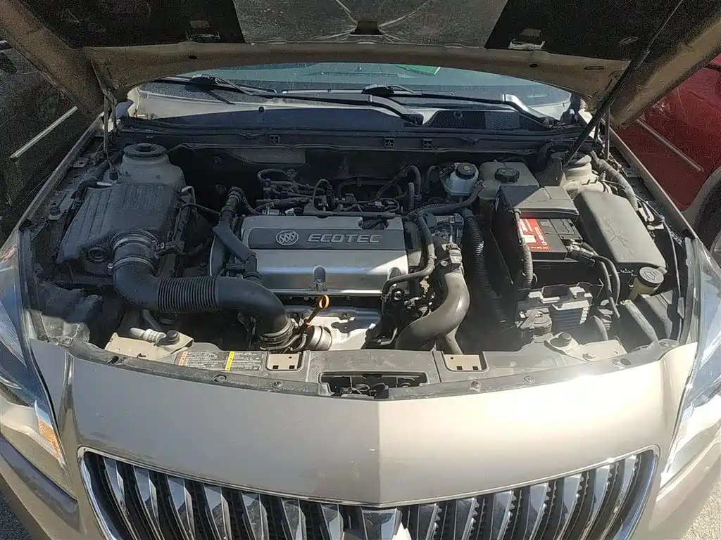 Buick Regal 2015 — фото 20