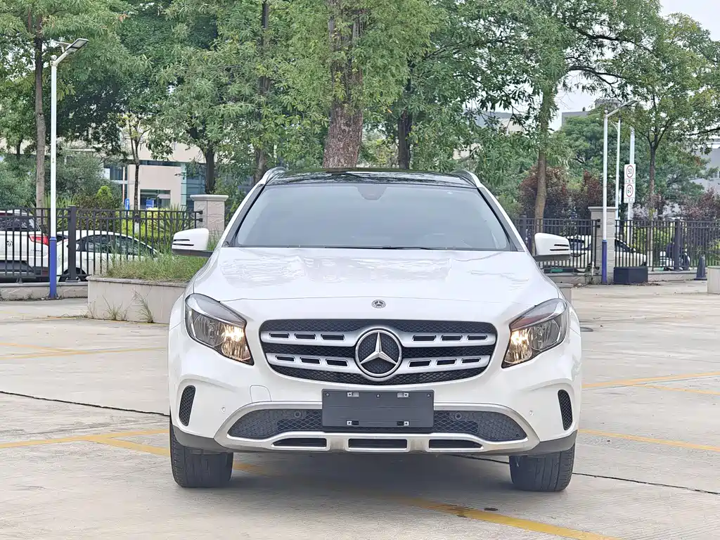 Mercedes-Benz GLA 2017 — фото 2