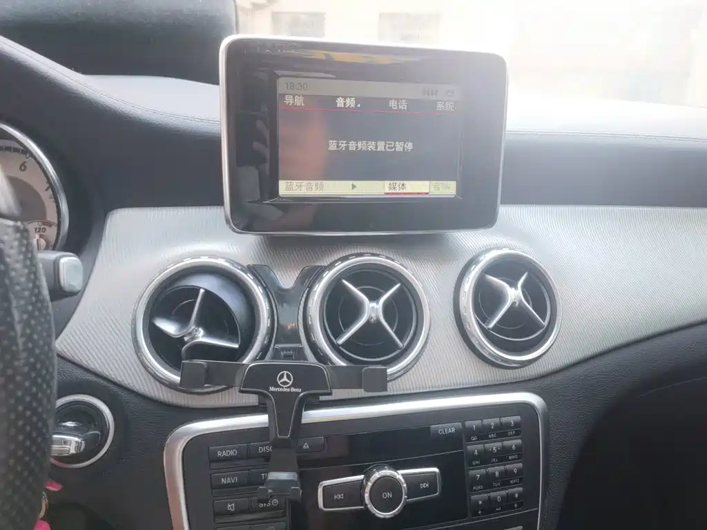 Mercedes-Benz GLA 2015 — фото 6